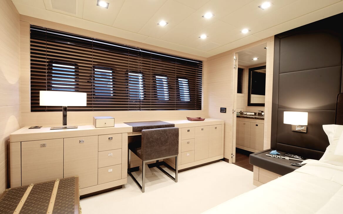 Motor yacht KAWAI master suite with vanity table