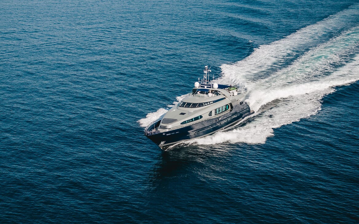 Motor Yacht ONE BLUE Bow Exterior Underway