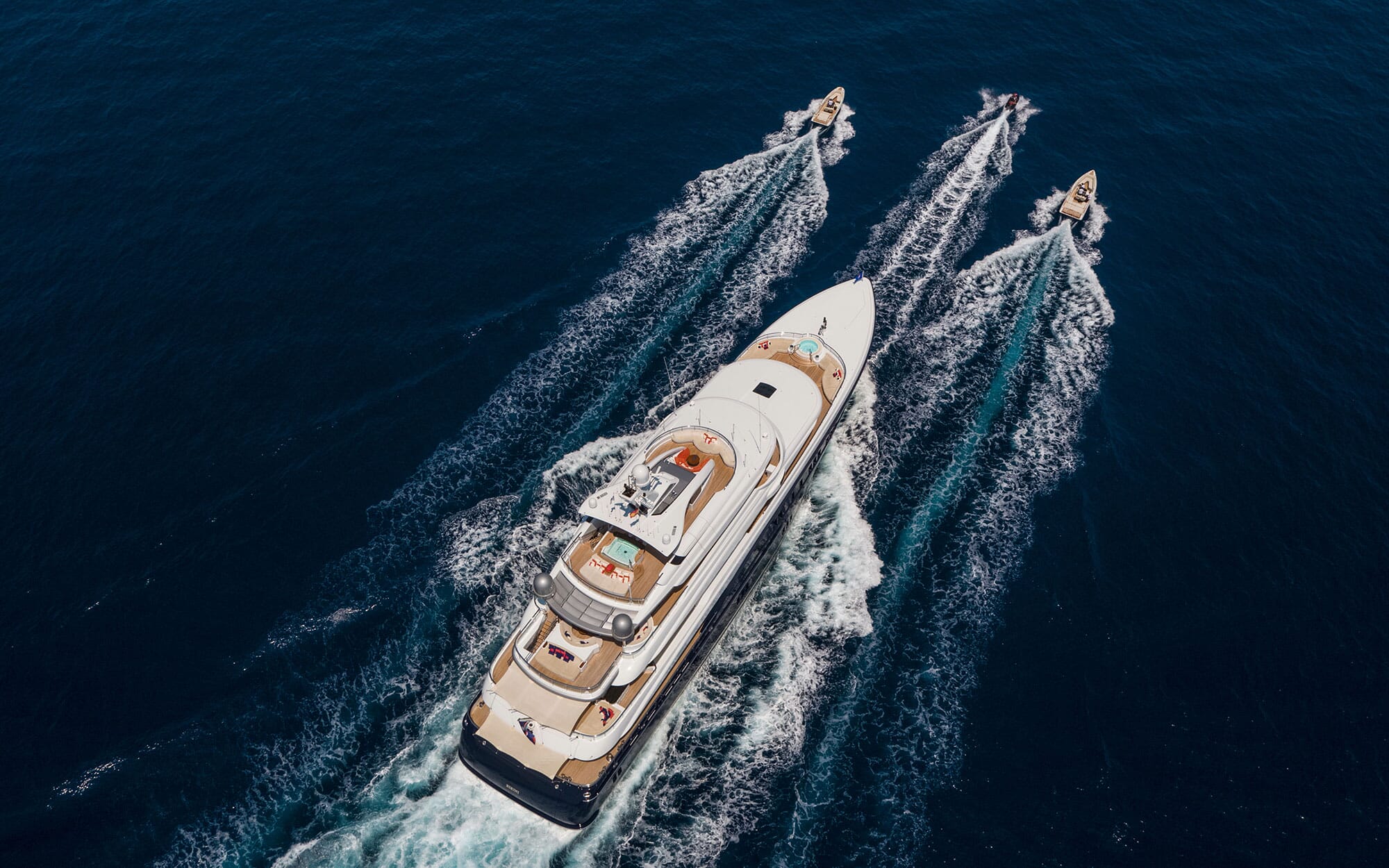 Arience yacht deals