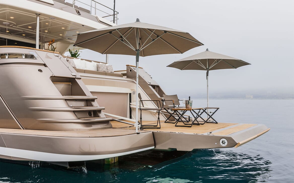 Motor Yacht YVONNE Aft Deck
