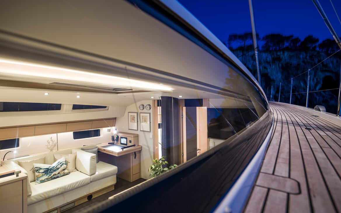 Sailing Yacht Thea side deck