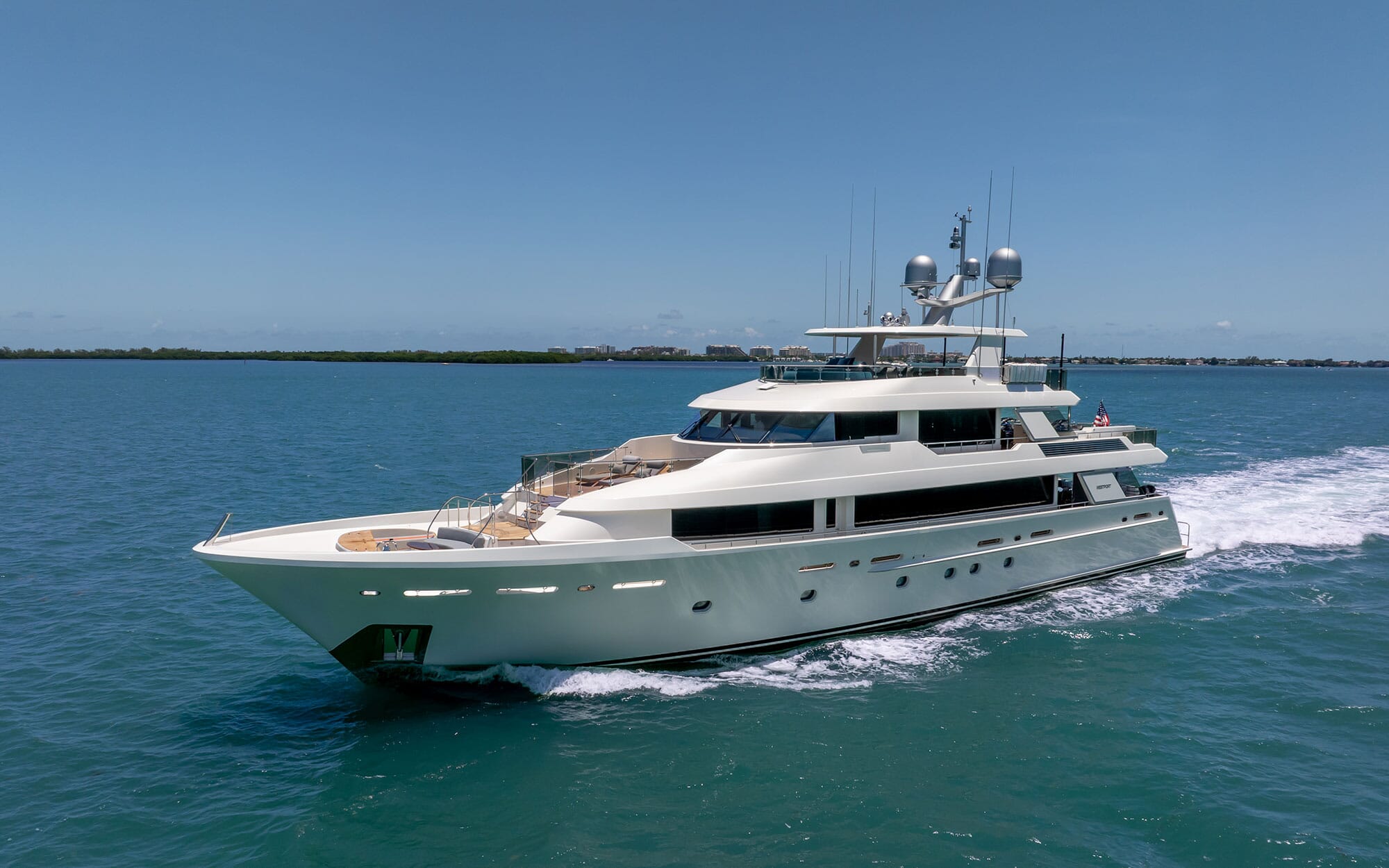 LADY JJ Yacht - Motor Yacht For Charter | Ocean Independence