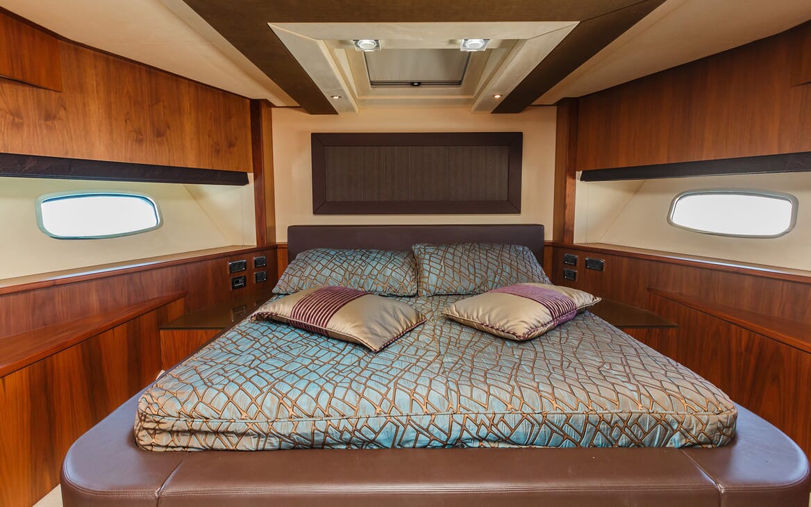 Motor Yacht The Best Way Guest Double Stateroom