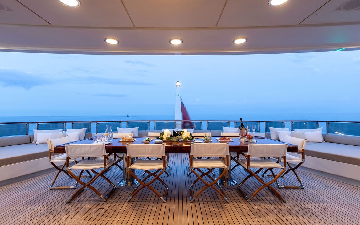 Motor Yacht HELIOS Aft Deck Al Fresco Dining