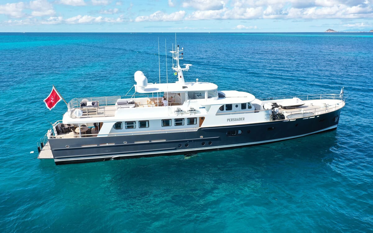 30m yacht