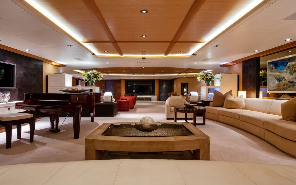 Motor Yacht SUNRAYS Lower Deck Saloon