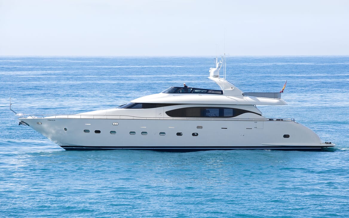 Motor Yacht SEVEN C Profile