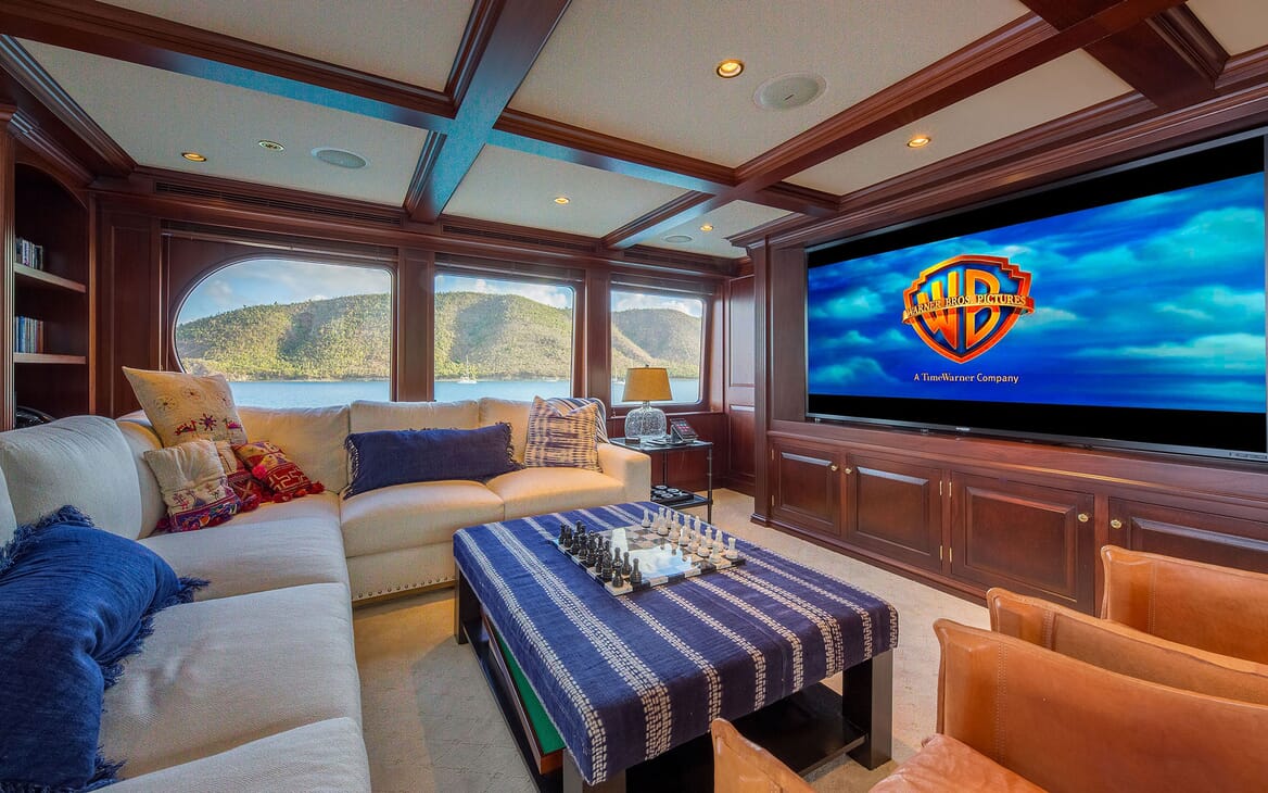 Motor Yacht MAGIC TV Room