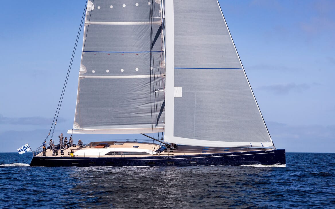 Sailing Yacht SOLLEONE Exterior Profile
