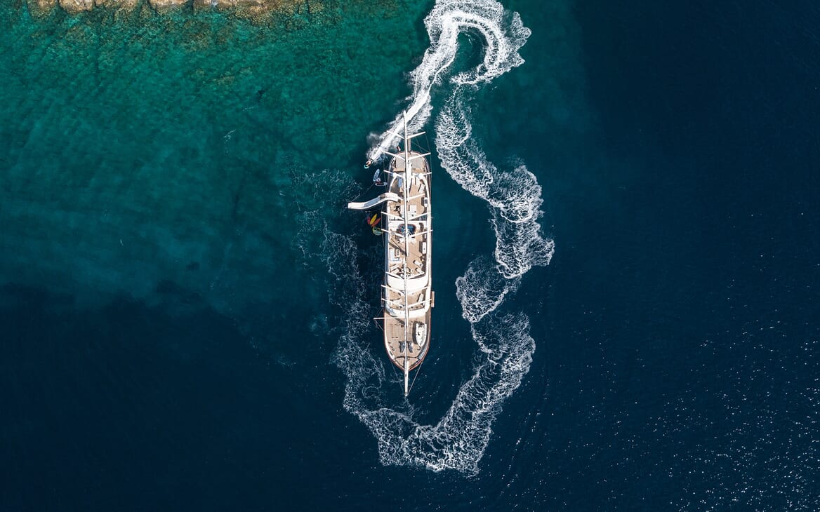 Sailing Yacht Meira exterior