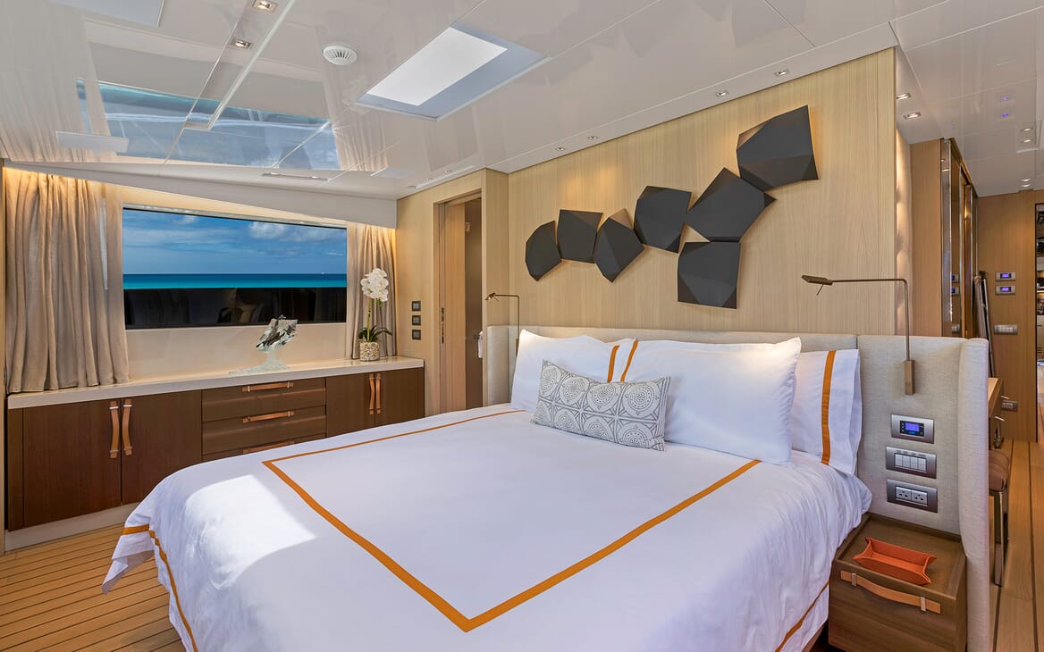 Motor Yacht Freddy stateroom