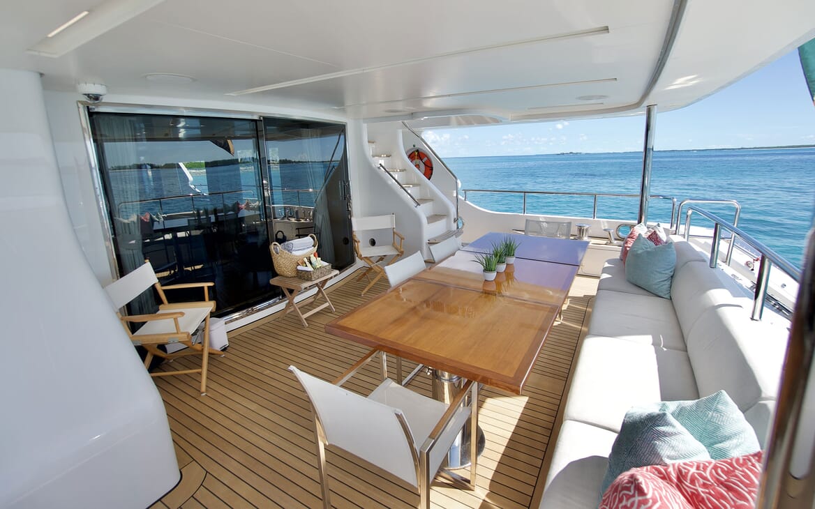 Motor Yacht COOL BREEZE Aft Deck Seating