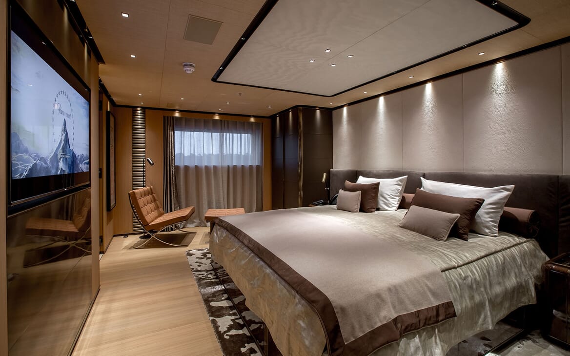 Motor Yacht VERTIGE VIP Double Stateroom