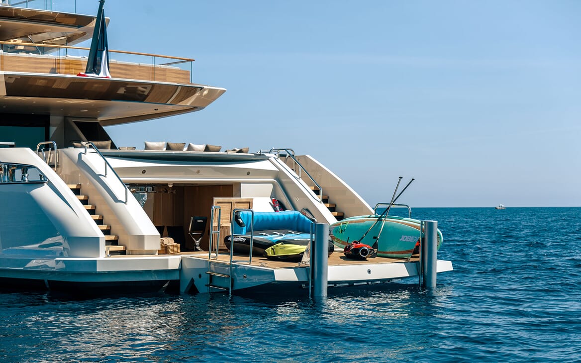 Motor Yacht VERTIGE Swim Platform with Toys