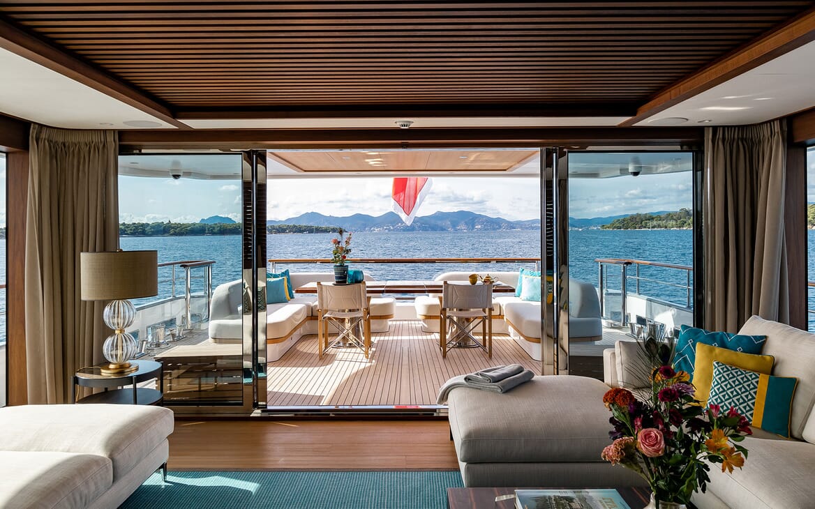 Motor Yacht MANA Main Deck Salon to Aft Deck