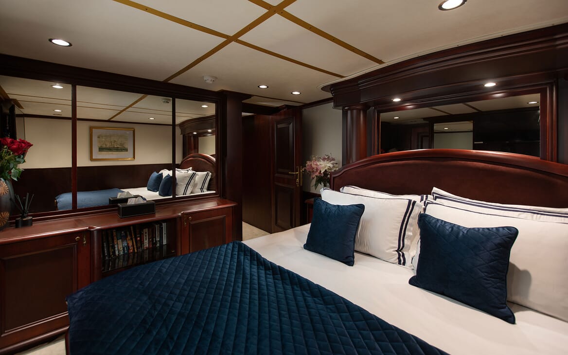 Motor Yacht KALIZMA Guest Double Stateroom