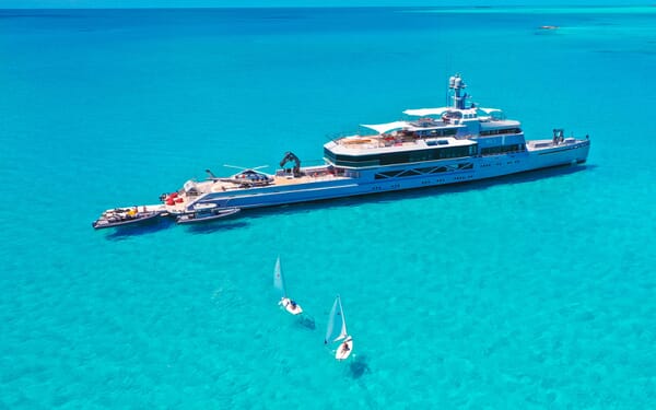 BOLD Motor Yacht for Charter