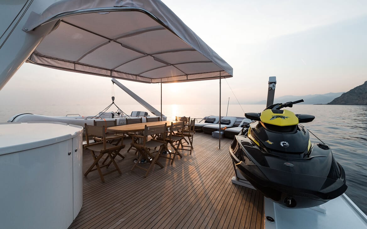 Motor Yacht PAOLUCCI Sun Deck Jet Ski