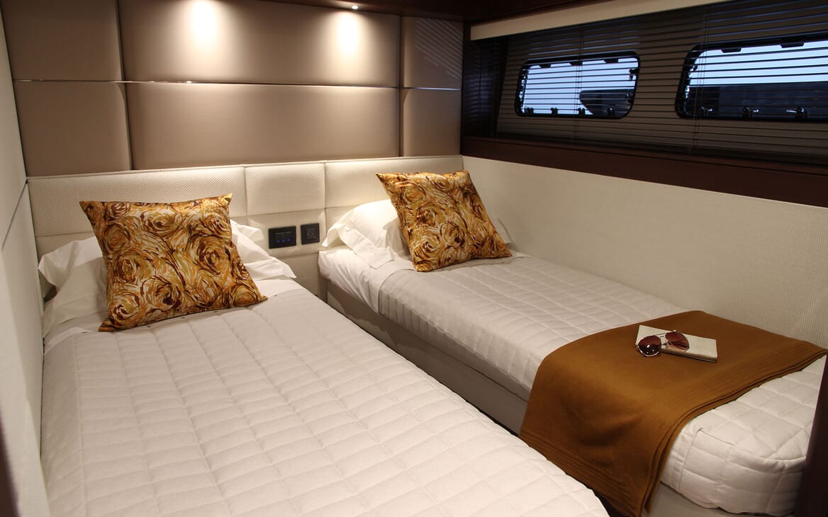Motor Yacht LEMON NOT LIME Twin Guest Stateroom