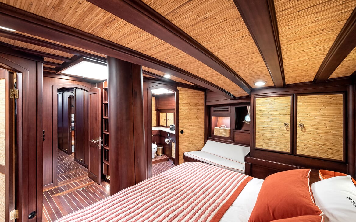 Sailing yacht CAPTAIN COOK stateroom double 