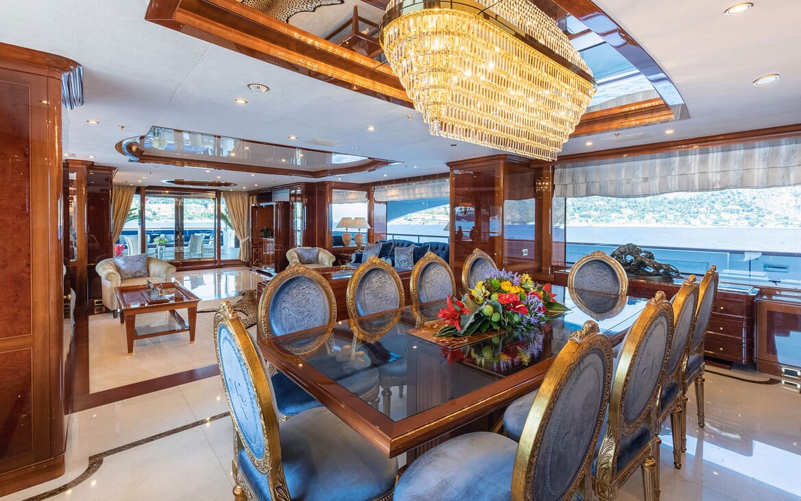 Motor Yacht KARIANNA Main Deck Dining Table