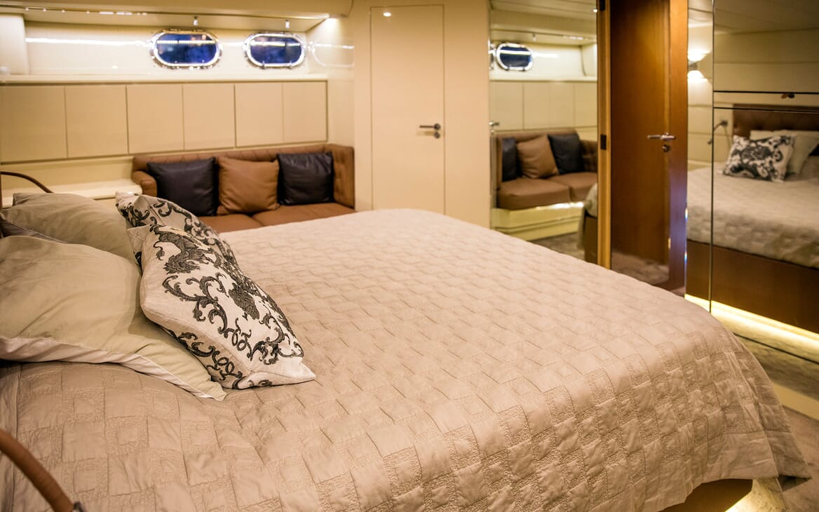 Motor Yacht DIAMS Master Stateroom