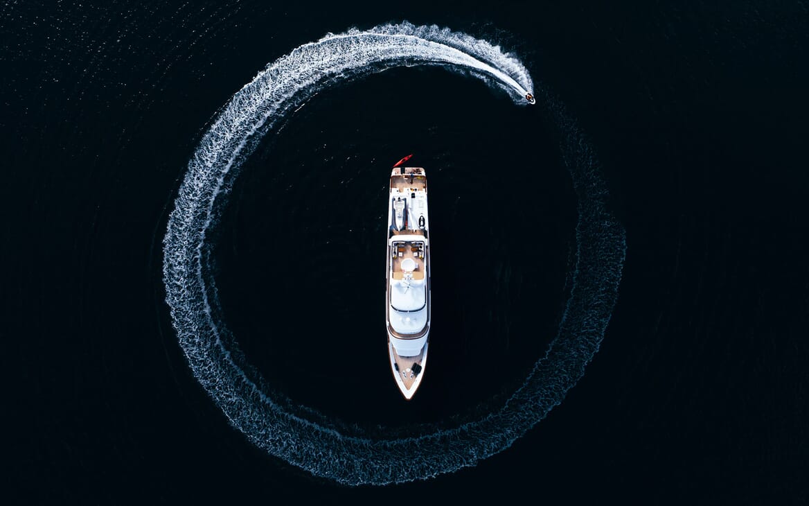 Motor Yacht DAYDREAM Areial Jetski