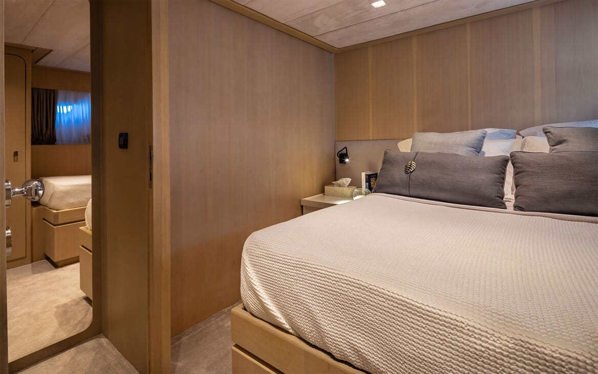 Motor Yacht SUMMER FUN Double Guest Stateroom