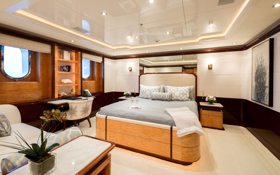 Motor Yacht LUCK LADY Guest Double Stateroom 1