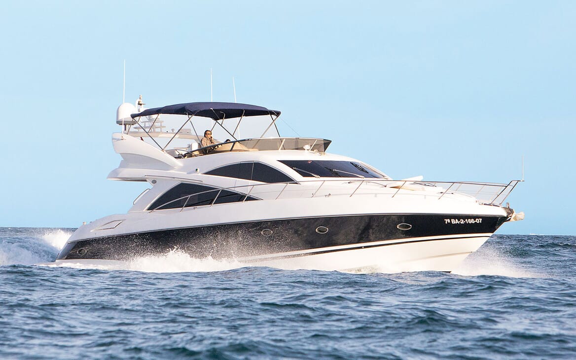 Motor Yacht MEDITERRANI IV Profile Underway