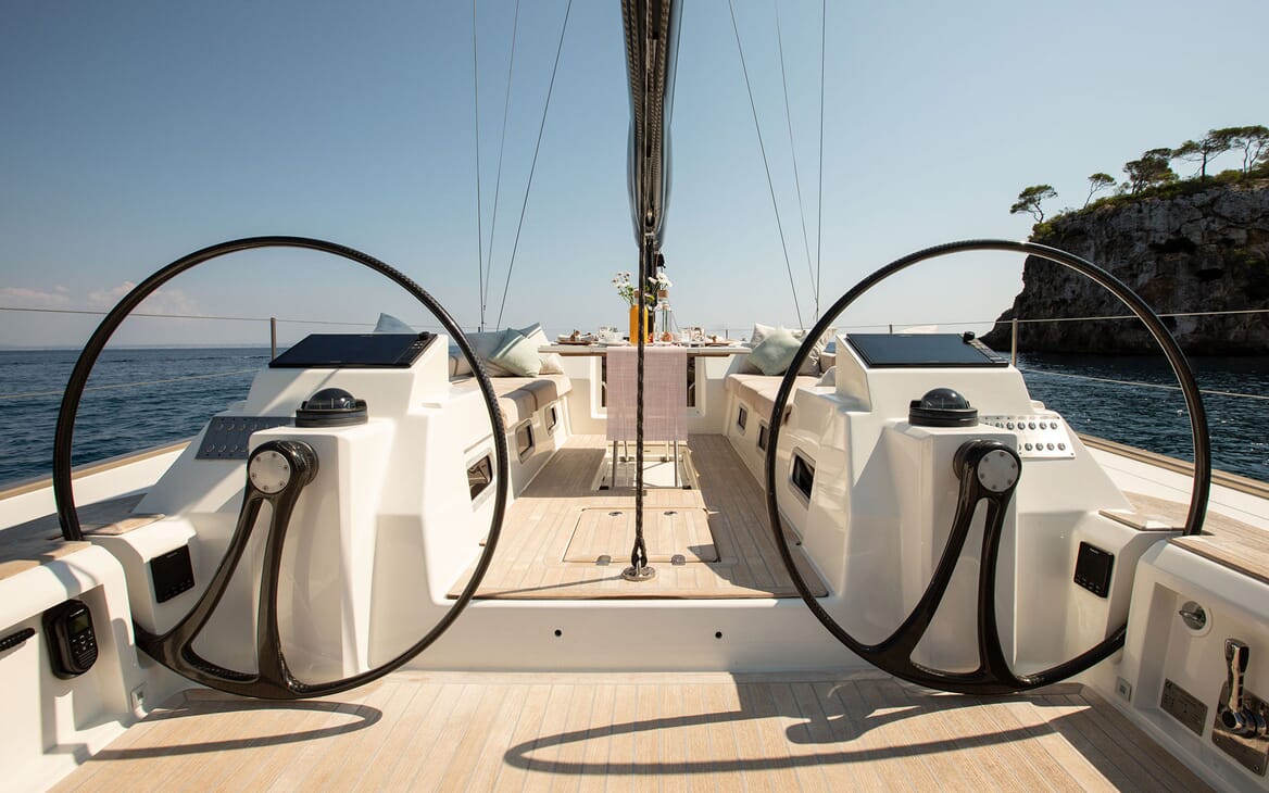 Sailing Yacht MIYABI Wheels