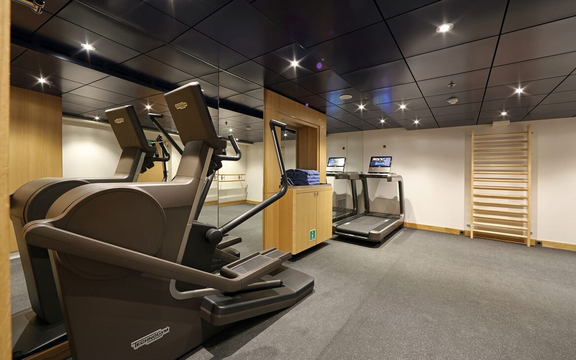 Motor Yacht YERSIN Gym