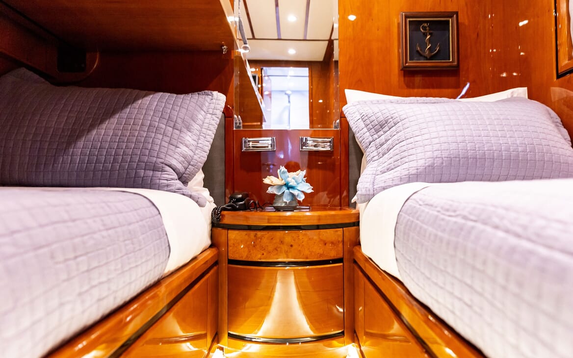 Motor Yacht PAREAKI Twin Guest Stateroom