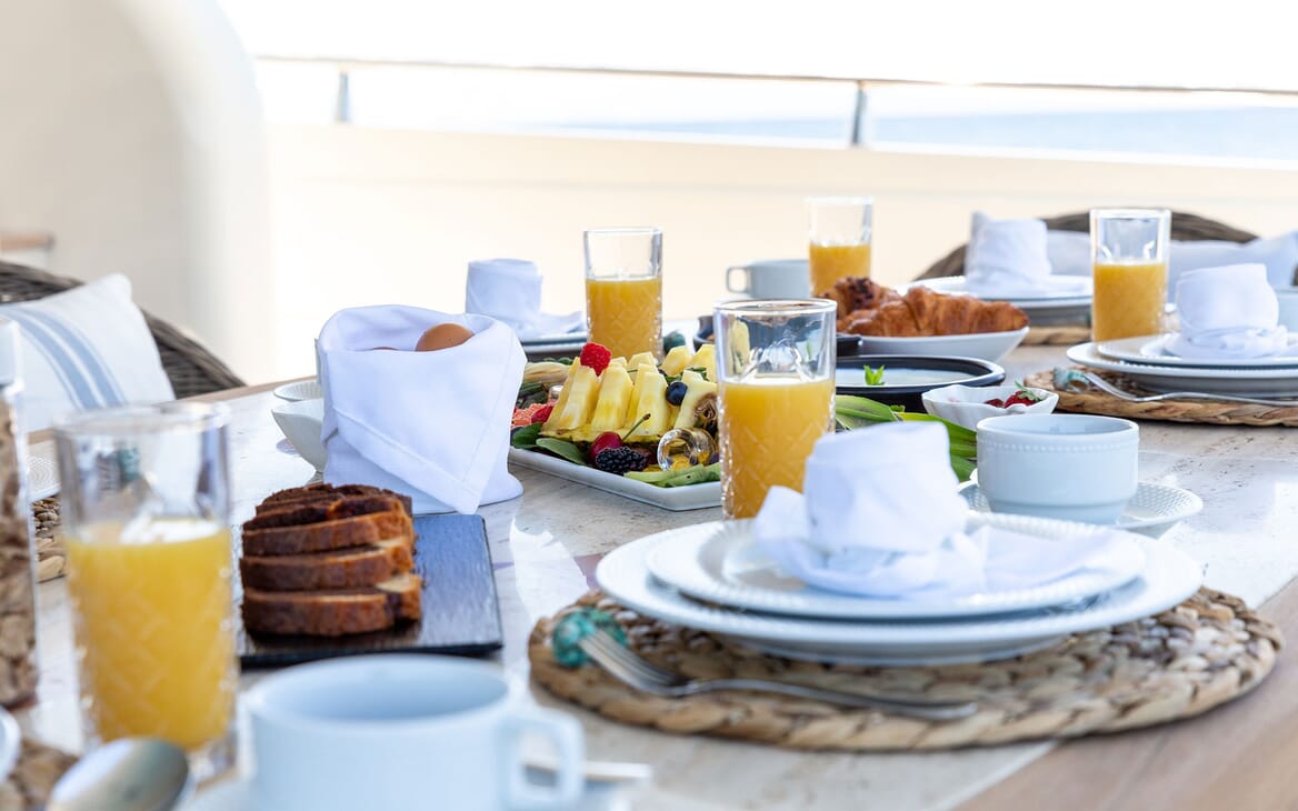 Motor Yacht PAREAKI Aft Al Fresco Breakfast Setup