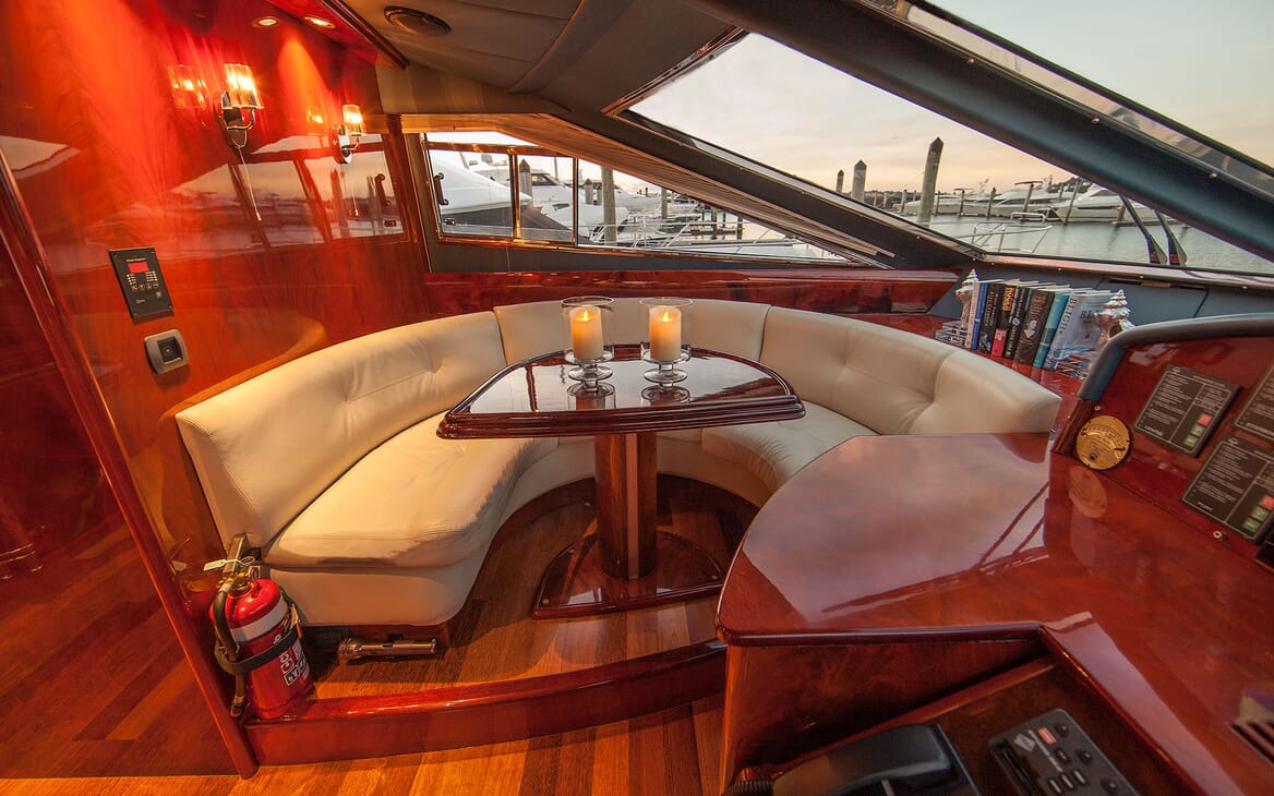 Motor Yacht TIFFANY Wheelhouse Table