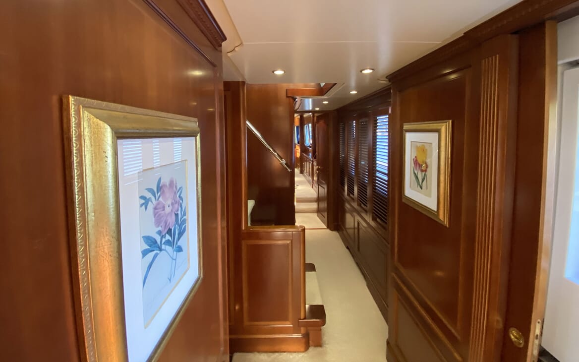Motor Yacht TURK'S hallway