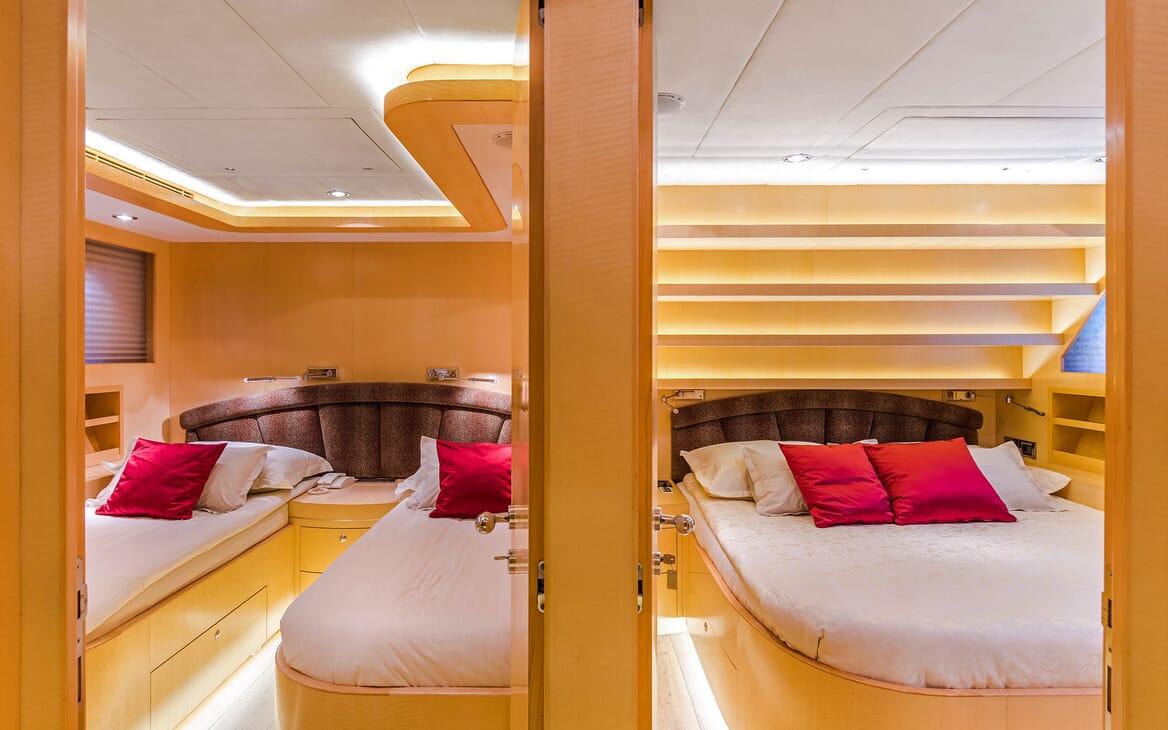 Motor Yacht CONTE ALBERTI Twin & Double Guest Stateroom