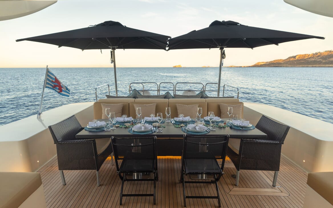 Motor Yacht ESTEL Al Fresco Dining Table