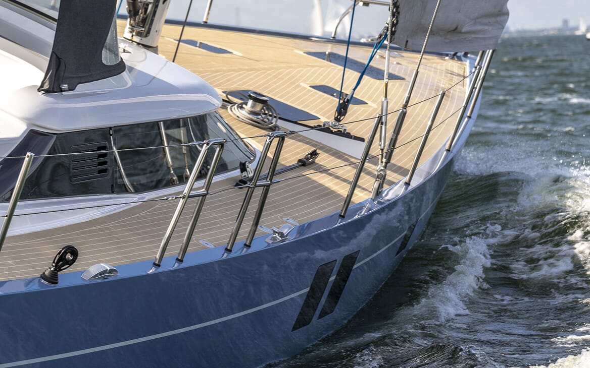 Sailing Yacht RSC 1900 Detail Underway