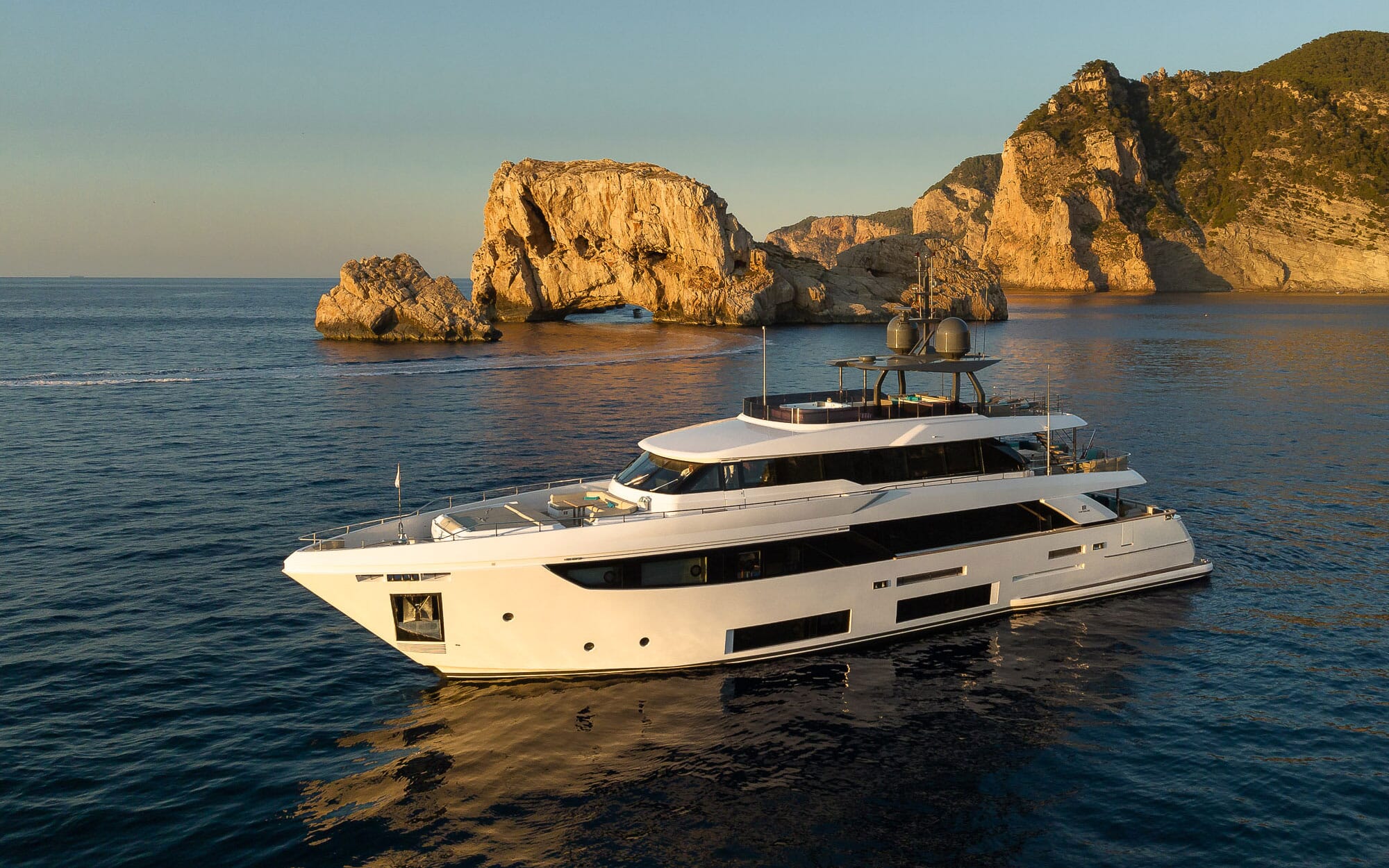 sardinia luxury yacht charter