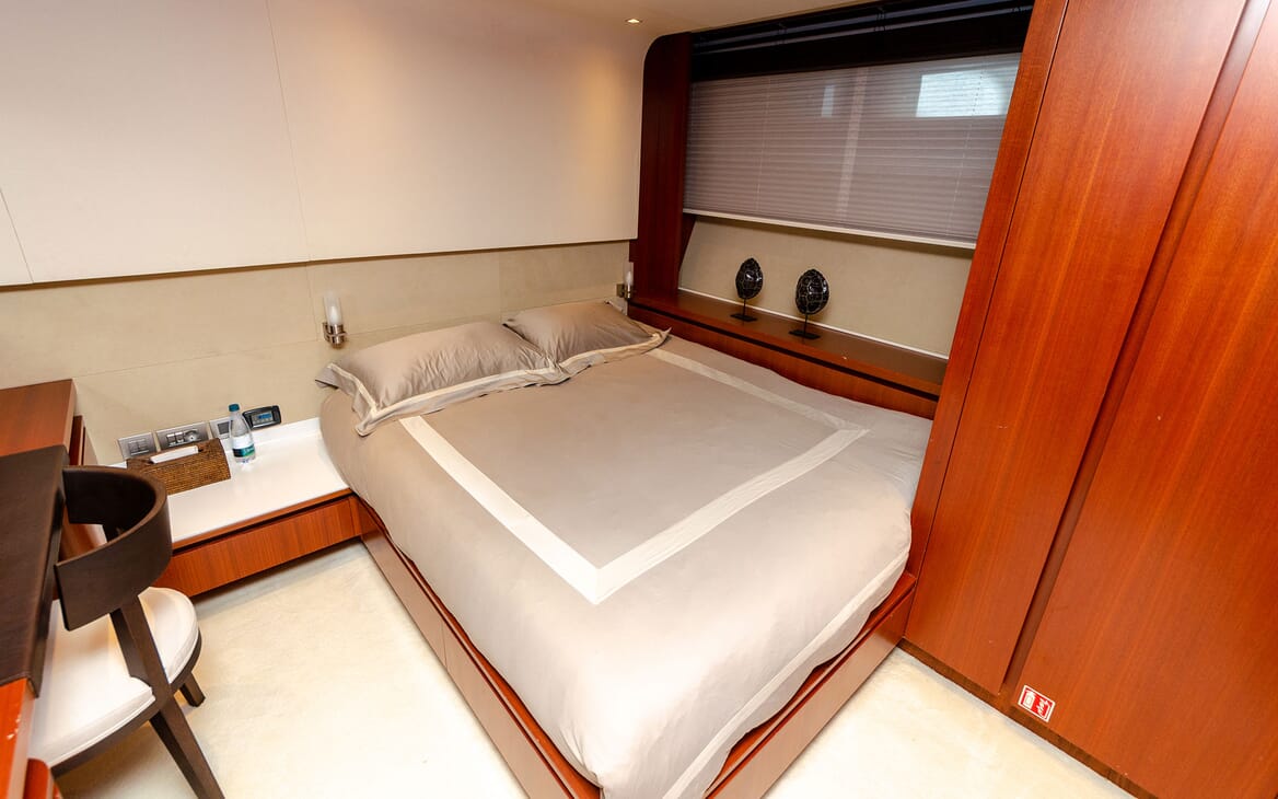 Motor Yacht NEW VOGUE Guest Double Stateroom