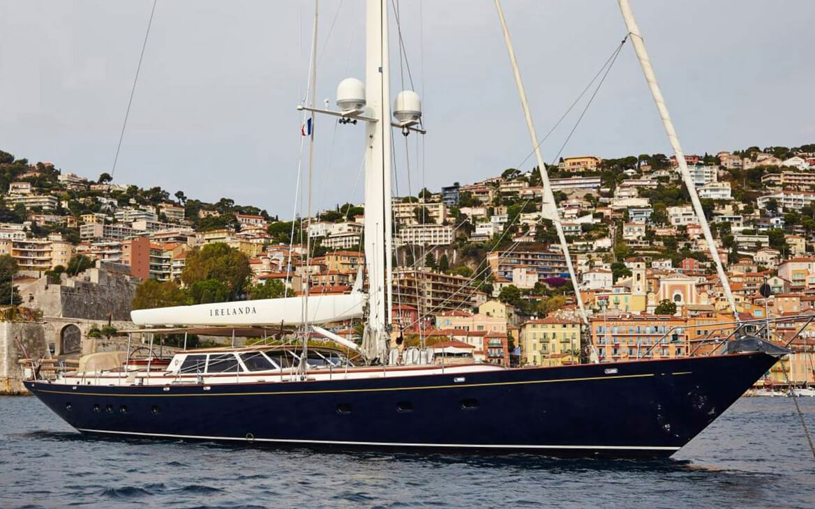 Yacht Photos - bgyb_charter_irelanda_luxury_alloy_yachts_resized_2022_2