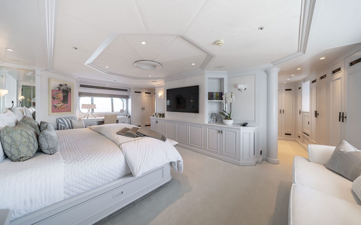 Motor Yacht MOSAIQUE Master Stateroom