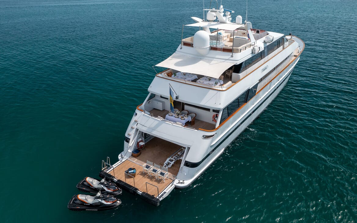 Motor Yacht LADYSHIP Swim Platform Jetskis