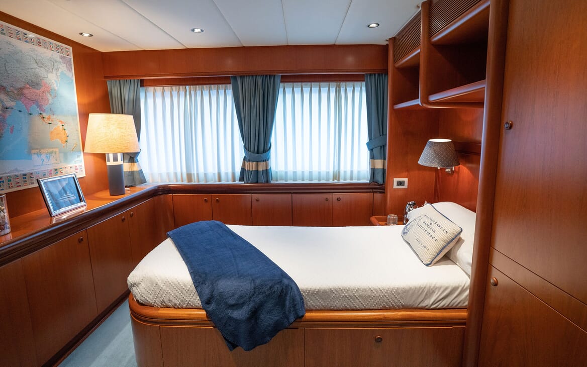 Motor Yacht ALCOR Single Guest Stateroom