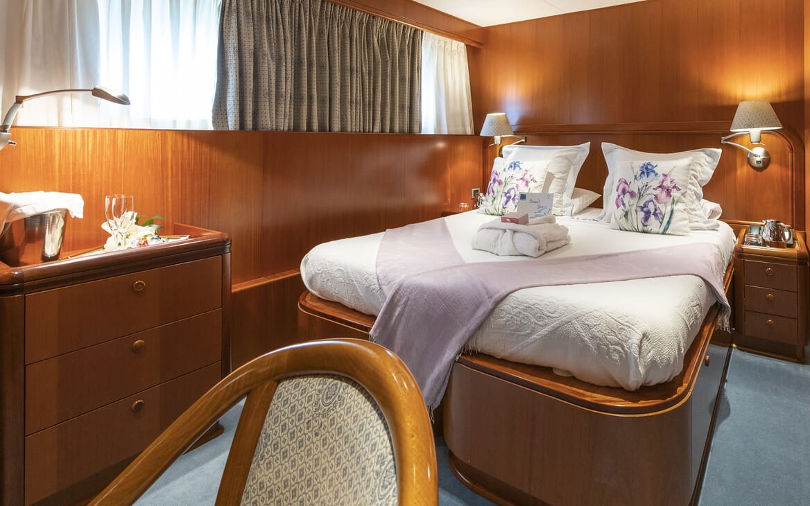 Motor Yacht ALCOR Guest Double Stateroom