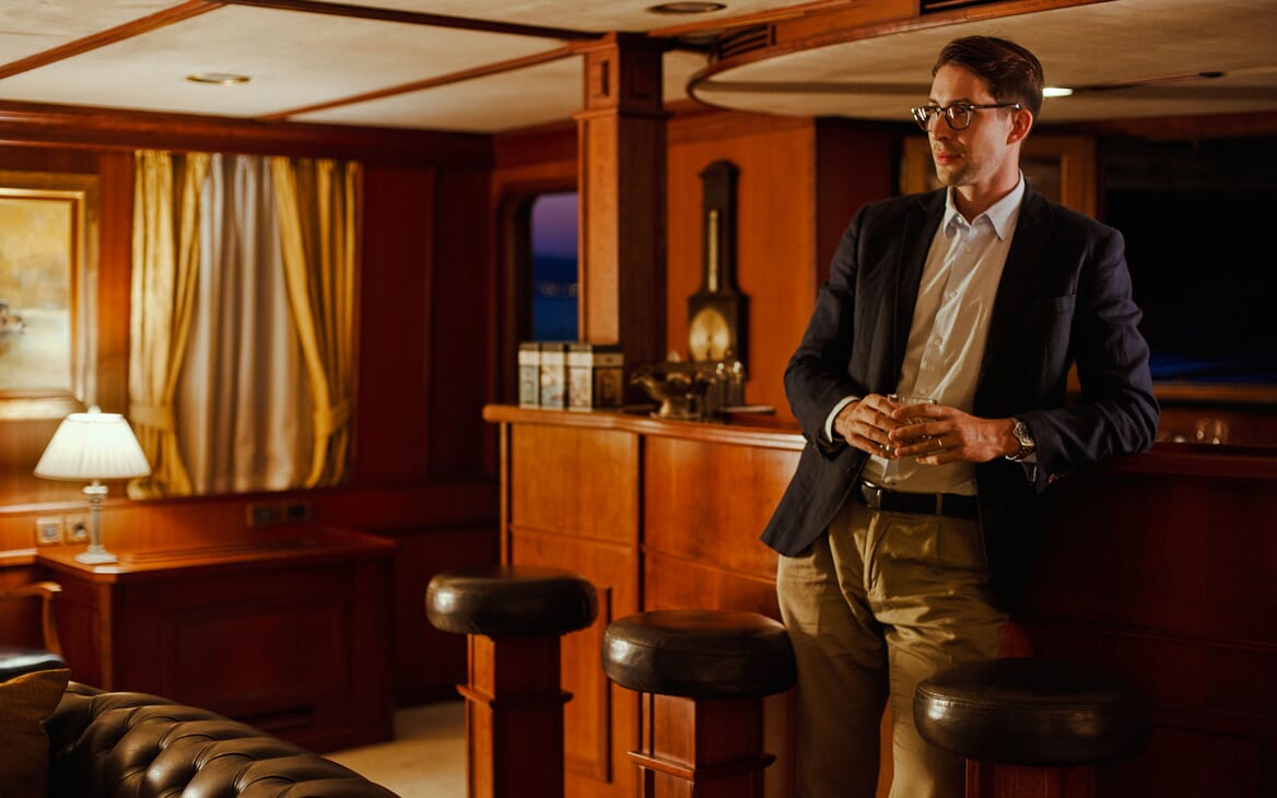 Motor Yacht SEAGULL II Saloon