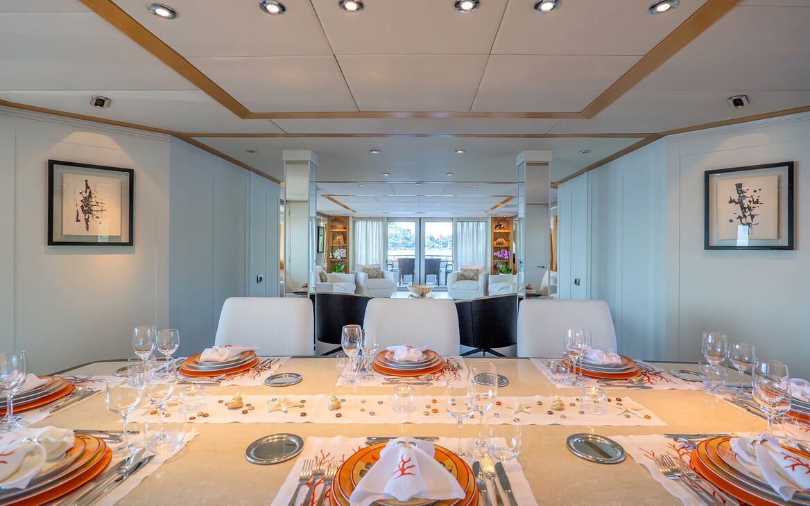 Motor Yacht DEEP BLUE II Main Aft Deck Dining and Seating