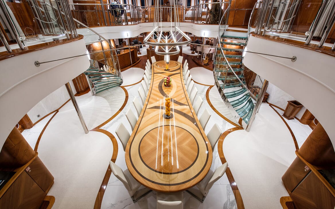 Motor Yacht SHERAKAN Dining Table