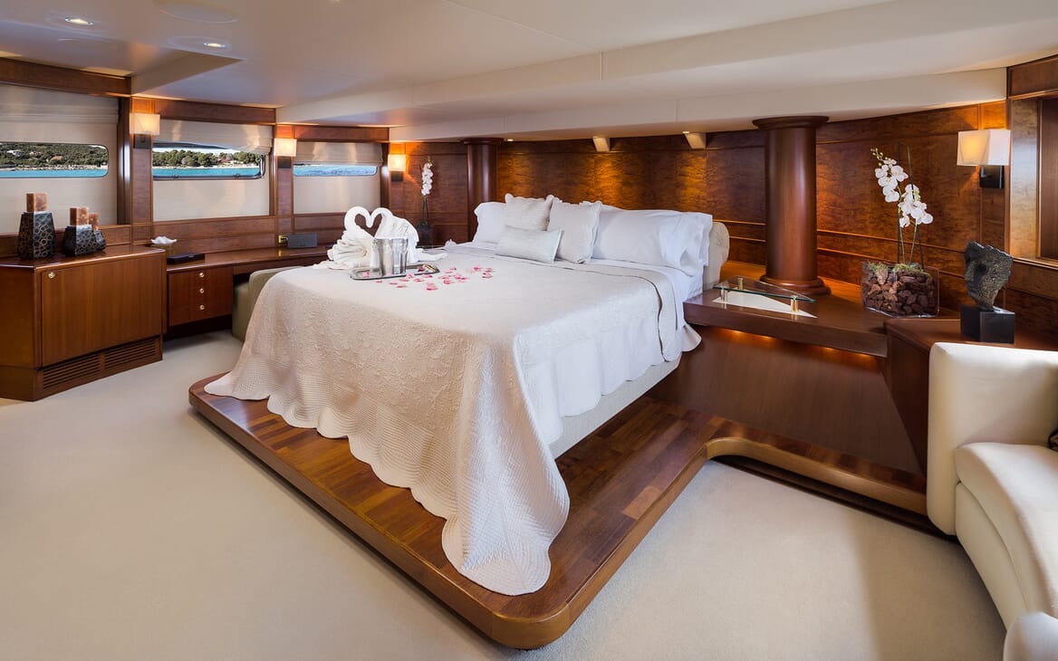 Motor Yacht Brazil master cabin